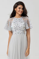 Laden Sie das Bild in den Galerie-Viewer, A-Linie Juwel Hals Grau Langes Brautjungfernkleid mit kurzen Ärmeln