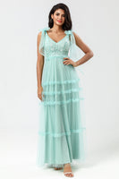 Laden Sie das Bild in den Galerie-Viewer, A-Linie V-Ausschnitt Staubiges rosa langes Brautjungfernkleid mit Perlen