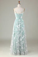 Laden Sie das Bild in den Galerie-Viewer, Tüll Spaghettiträger Matcha Brautjungfernkleid mit Applikationen