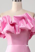 Laden Sie das Bild in den Galerie-Viewer, Meerjungfrau Schulterfreies rosa Ballkleid mit Rüschen