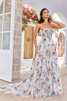 Laden Sie das Bild in den Galerie-Viewer, Schönheit A Linie Herzausschnitt Elfenbein Langes Brautkleid mit Stickerei