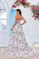 Laden Sie das Bild in den Galerie-Viewer, Schönheit A Linie Herzausschnitt Elfenbein Langes Brautkleid mit Stickerei