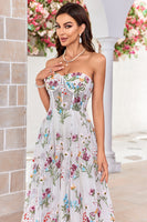 Laden Sie das Bild in den Galerie-Viewer, Schönheit A Linie Herzausschnitt Elfenbein Langes Brautkleid mit Stickerei