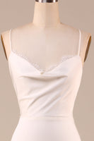 Laden Sie das Bild in den Galerie-Viewer, Einfaches elfenbein Meerjungfrauen Boho Hochzeitskleid