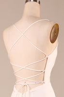 Laden Sie das Bild in den Galerie-Viewer, Einfaches elfenbein Meerjungfrauen Boho Hochzeitskleid