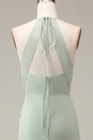 Laden Sie das Bild in den Galerie-Viewer, Matcha Neckholder Etui Plissee Brautjungfernkleid mit Schlitz