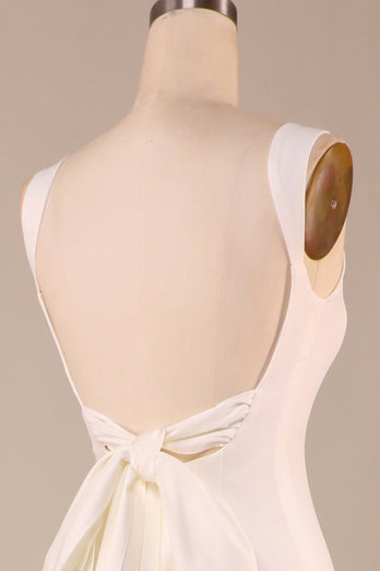 Einfaches elfenbein Meerjungfrauen Brautkleid mit Schleife