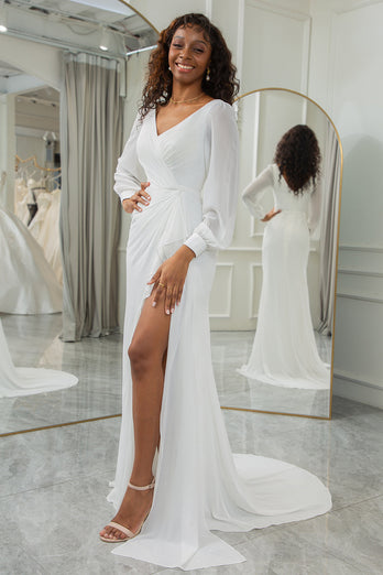 Einfaches elfenbein Boho Brautkleid mit langen Ärmeln