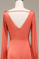 Laden Sie das Bild in den Galerie-Viewer, A-Linie Terrakotta Satin Brautjungfernkleid mit V-Ausschnitt und Schlitz
