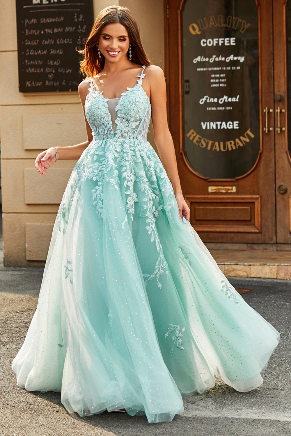 Mint Ballkleid mit abnehmbaren Ärmeln perlenbesetzte Ballkleider mit Applikationen