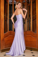 Laden Sie das Bild in den Galerie-Viewer, Meerjungfrauen Herzausschnitt Flieder Korsett Ballkleid mit Spitze Applikationen