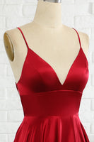 Laden Sie das Bild in den Galerie-Viewer, Einfaches A-Linie Spaghetti Träger Burgundy Langes Ballkleid mit Cirss Cross Rücken