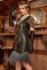 Laden Sie das Bild in den Galerie-Viewer, Pailletten schwarzes Kleid aus den 1920er Jahren mit Fransen