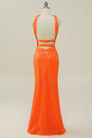 Laden Sie das Bild in den Galerie-Viewer, Orange Neckholder Pailletten Kleid ohne Rücken Meerjungfrau Ballkleid
