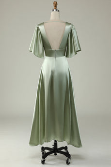 A-Linie hellgrünes Brautjungfernkleid mit tiefem V-Ausschnitt und halben Ärmeln