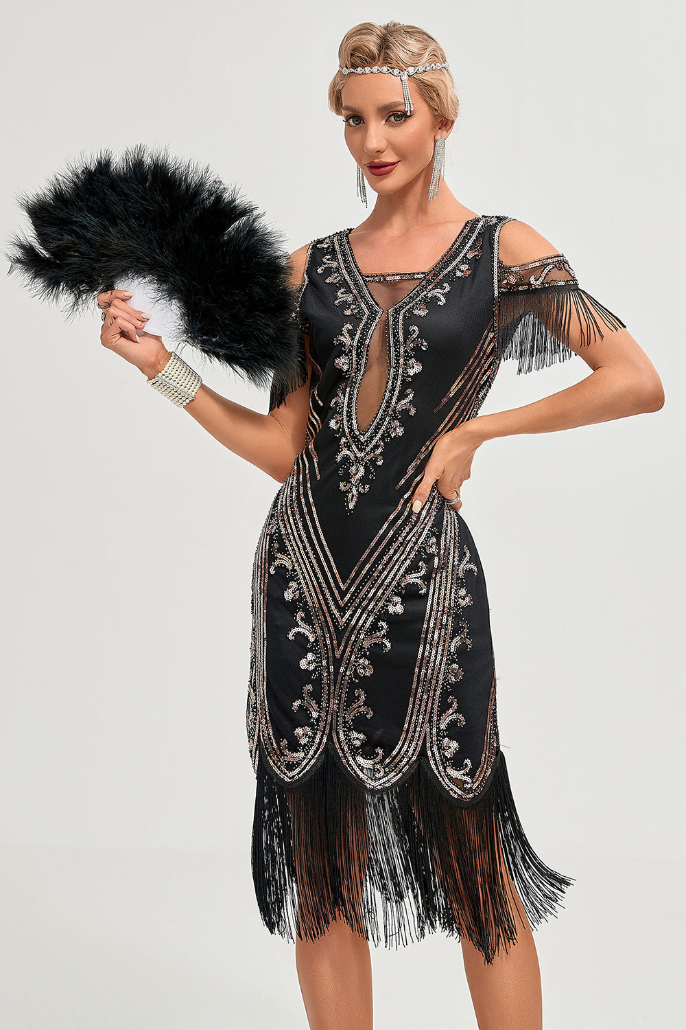 Schwarz Goldenes Fransen Gatsby Kleid aus den 1920er Jahren mit Pailletten
