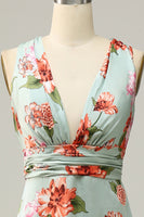 Laden Sie das Bild in den Galerie-Viewer, Langes Neckholder Brautjungfernkleid mit gekreuztem Rücken