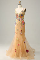Laden Sie das Bild in den Galerie-Viewer, Meerjungfrau Tiefer V-Ausschnitt Champagner Langes Ballkleid mit Applikationen