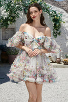 Laden Sie das Bild in den Galerie-Viewer, Trendiges A-Linie Elfenbein Blumendruck Kurzes Tüll Cocktailkleid mit kurzen Ärmeln