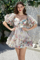 Laden Sie das Bild in den Galerie-Viewer, Trendiges A-Linie Elfenbein Blumendruck Kurzes Tüll Cocktailkleid mit kurzen Ärmeln