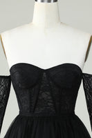 Laden Sie das Bild in den Galerie-Viewer, A-Linie schulterfreies Schwarzes Korsett Cocktailkleid mit langen Ärmeln