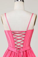 Laden Sie das Bild in den Galerie-Viewer, Trendiges A-Linie Spaghetti Träger Schwarz Kurzes Cocktailkleid