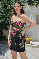 Laden Sie das Bild in den Galerie-Viewer, Wunderschönes Etui Herzausschnitt Schwarzes Korsett Cocktailkleid mit Applikationen