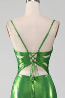 Laden Sie das Bild in den Galerie-Viewer, Glitzerndes Fuchsia Meerjungfrauen Kleid für den Abschlussball mit Schlitz