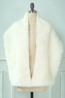 Laden Sie das Bild in den Galerie-Viewer, Wunderschöner warmer Schal