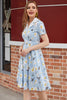 Laden Sie das Bild in den Galerie-Viewer, Kleines Daisy Bedrucktes Vintage Kleid mit V-Ausschnitt