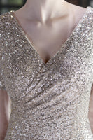 Laden Sie das Bild in den Galerie-Viewer, Burgund Midi Pailletten Partykleid