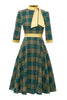 Laden Sie das Bild in den Galerie-Viewer, Grün kariertes Vintage Kleid aus den 1950er Jahren mit Bowknot