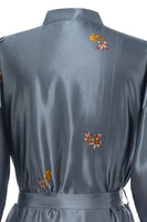 Laden Sie das Bild in den Galerie-Viewer, Burgundy Crane Bedruckte Brautrobe