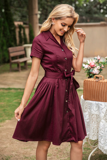 V Hals Burgund Vintage Kleid mit kurzen Ärmeln