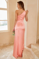 Laden Sie das Bild in den Galerie-Viewer, Pfirsich Eine Schulter Brautjungfernkleid mit Rüschen