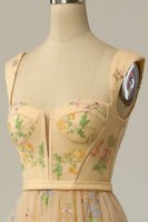 Laden Sie das Bild in den Galerie-Viewer, A-Linie Herzausschnitt Champagner Langes Ballkleid mit Stickerei