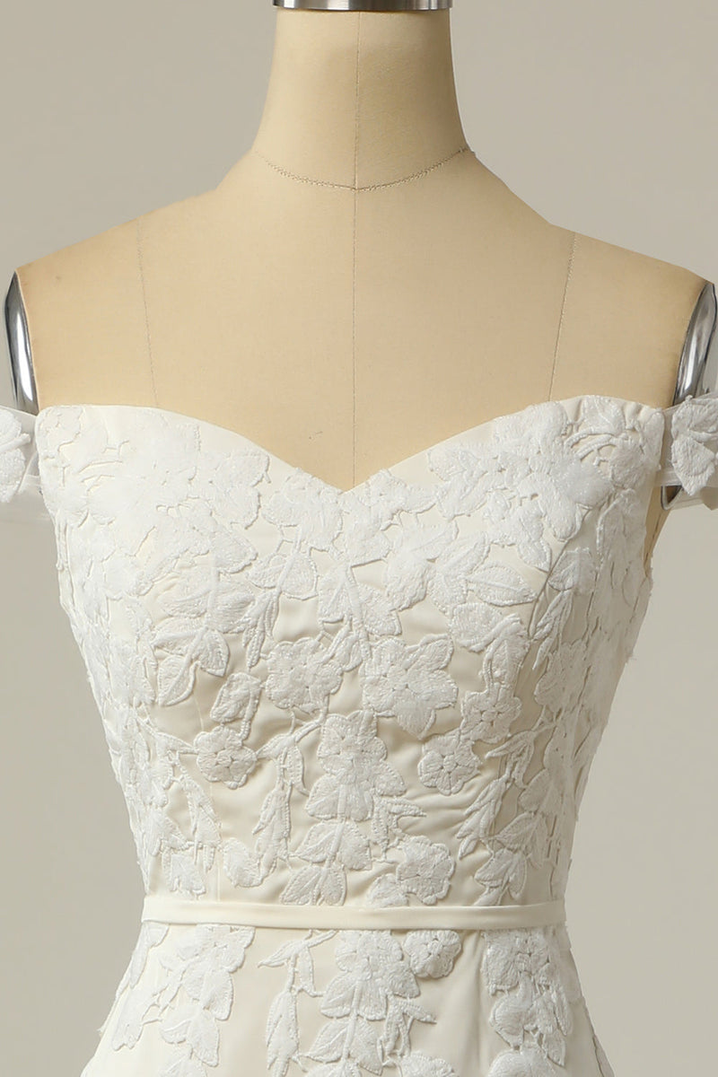 Laden Sie das Bild in den Galerie-Viewer, Meerjungfrau Schulterfreies Weißes Brautkleid mit Applikationen