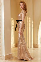 Laden Sie das Bild in den Galerie-Viewer, Champagner Pailletten Schulterfreies Abendkleid