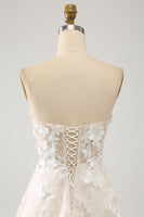 Laden Sie das Bild in den Galerie-Viewer, Langes Korsett Brautkleid in A-Linie mit Herzausschnitt und Applikationen