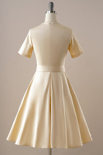 Vintage Aprikosen Eckiger Hals 1950er Jahre Kleid
