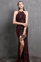 Laden Sie das Bild in den Galerie-Viewer, Burgund Pailletten langes Ballkleid mit Schlitz