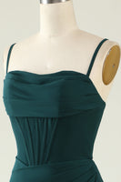 Laden Sie das Bild in den Galerie-Viewer, Mantel Spaghettiträger Dunkelgrünes langes Hochzeitsgastkleid mit Schlitz